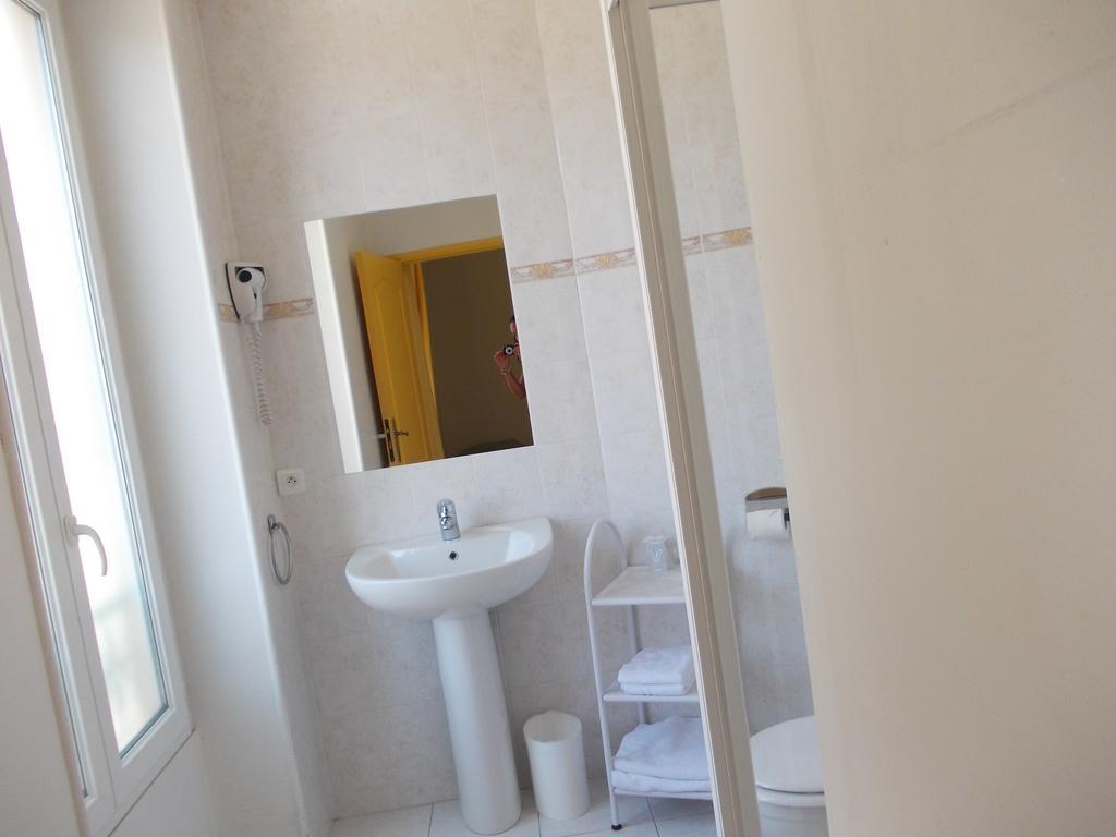Hotel Marcellin Beaulieu-sur-Mer Zimmer foto